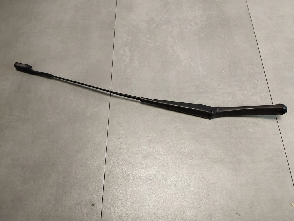 Audi A5 Sportback 8TA WIPER FRAME RIGHT 8T1955408B