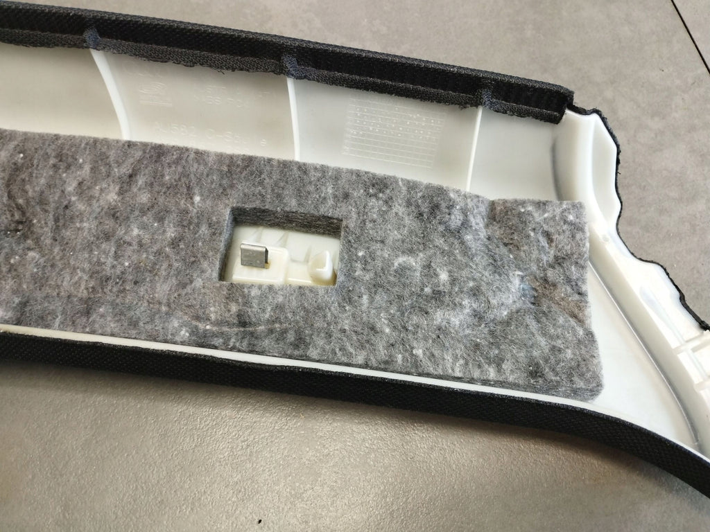 Audi A6 Allroad C8 POST COVER RIGHT REAR 4K9867288C