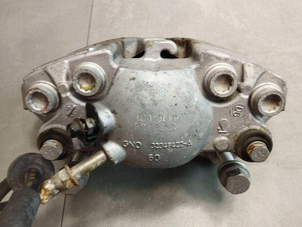 Audi A6 C7 4G CLAMP RIGHT FRONT 4G0106BM