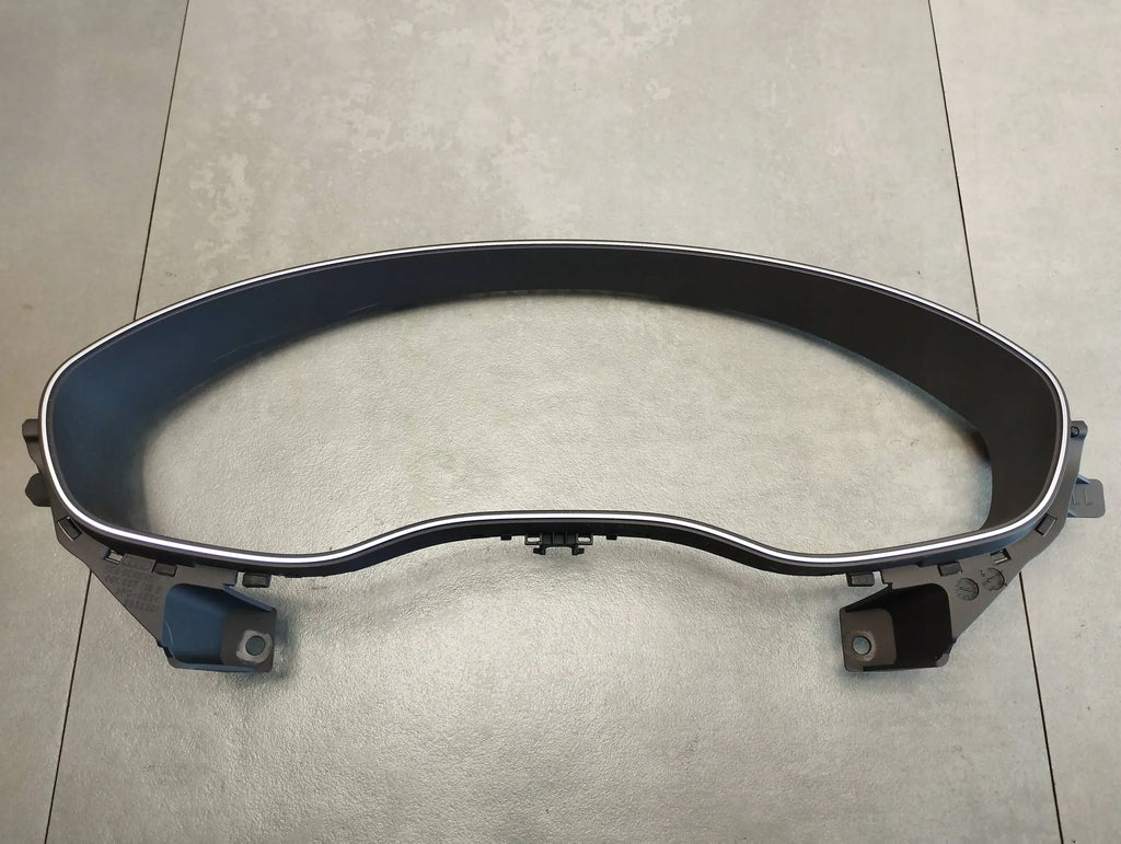 Audi A6 C7 4G COUNTER FRAME 4G1857115B