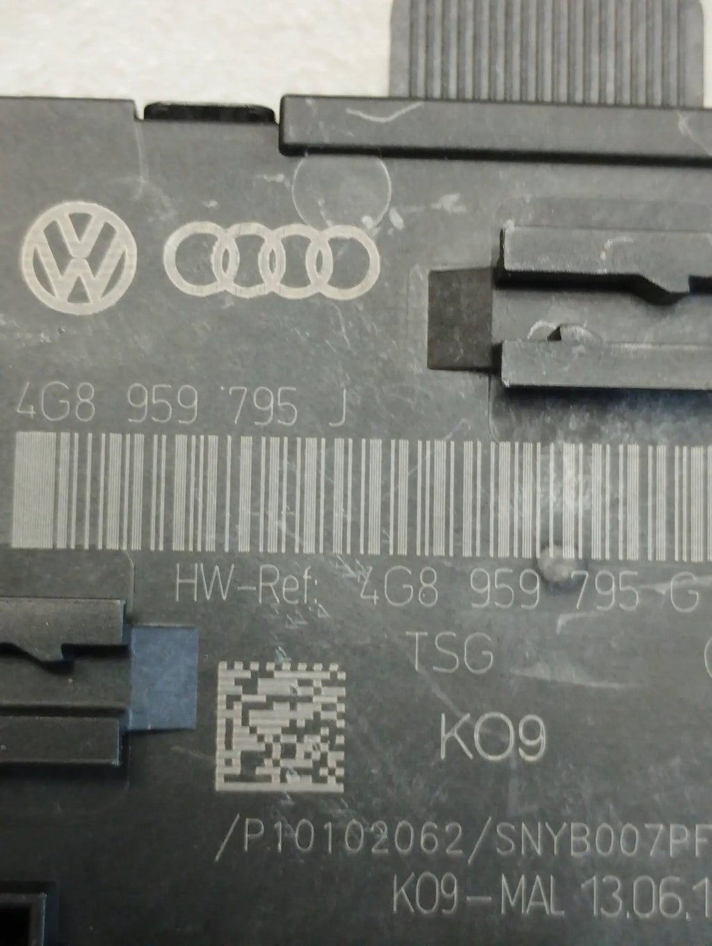 Audi A6 C7 4G DOOR MODULE RIGHT REAR 4G8959795J