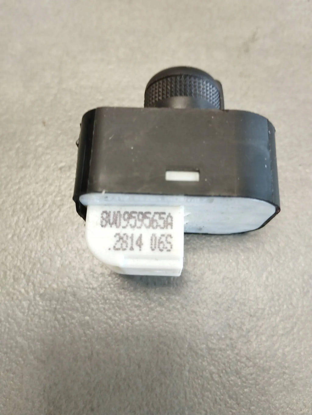 Audi A6 C7 4G MIRROR SWITCH 8V0959565A