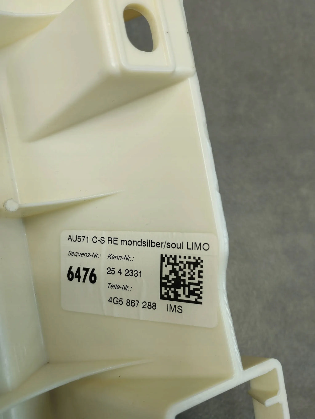 Audi A6 C7 4G POST COVER RIGHT 4G5867288