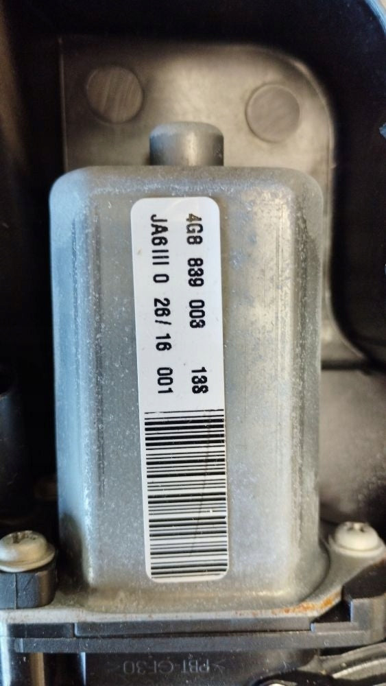 Audi A7 4G 2016 DOOR PULL LEFT REAR 4G8839003