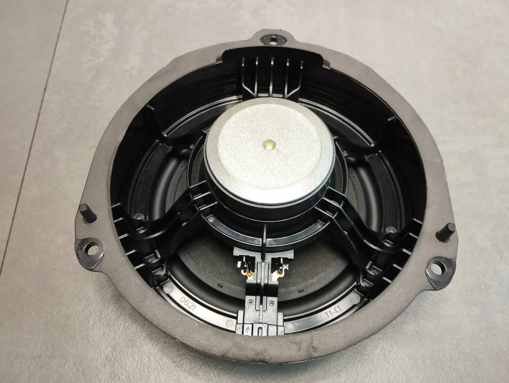 Audi A8 4N D5 DOOR SPEAKER 8V4035411D