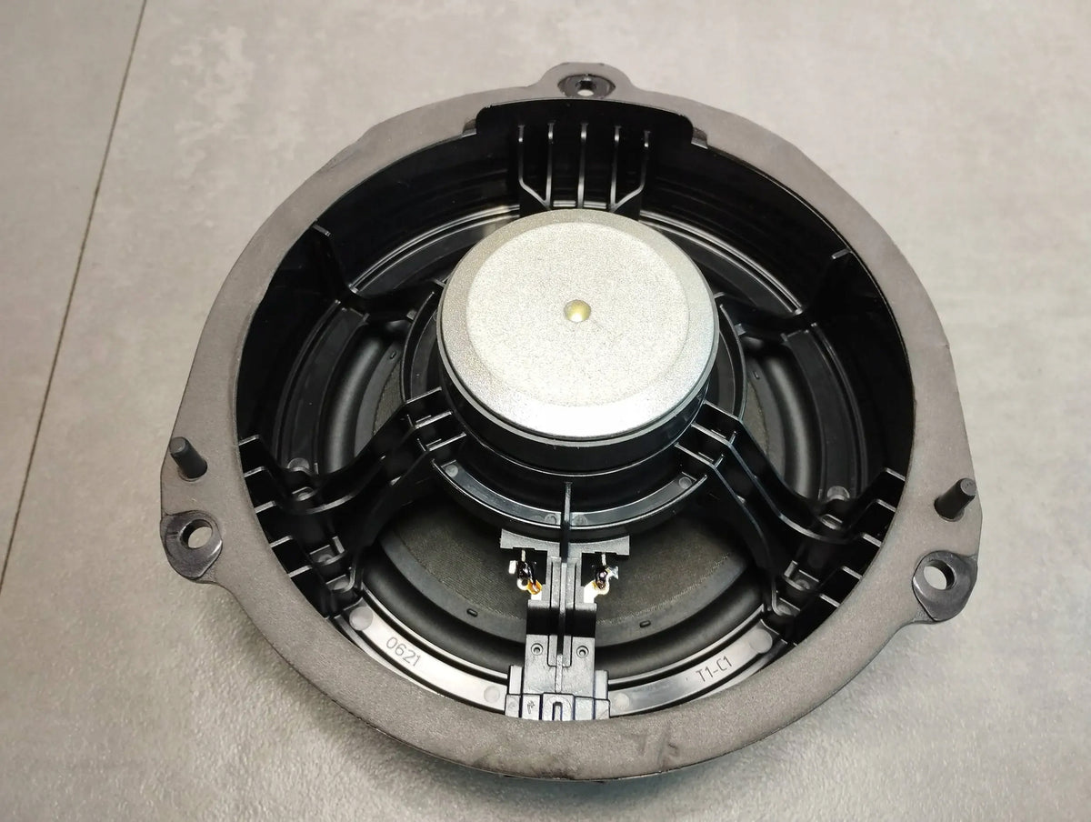 Audi A8 4N D5 DOOR SPEAKER 8V4035411D