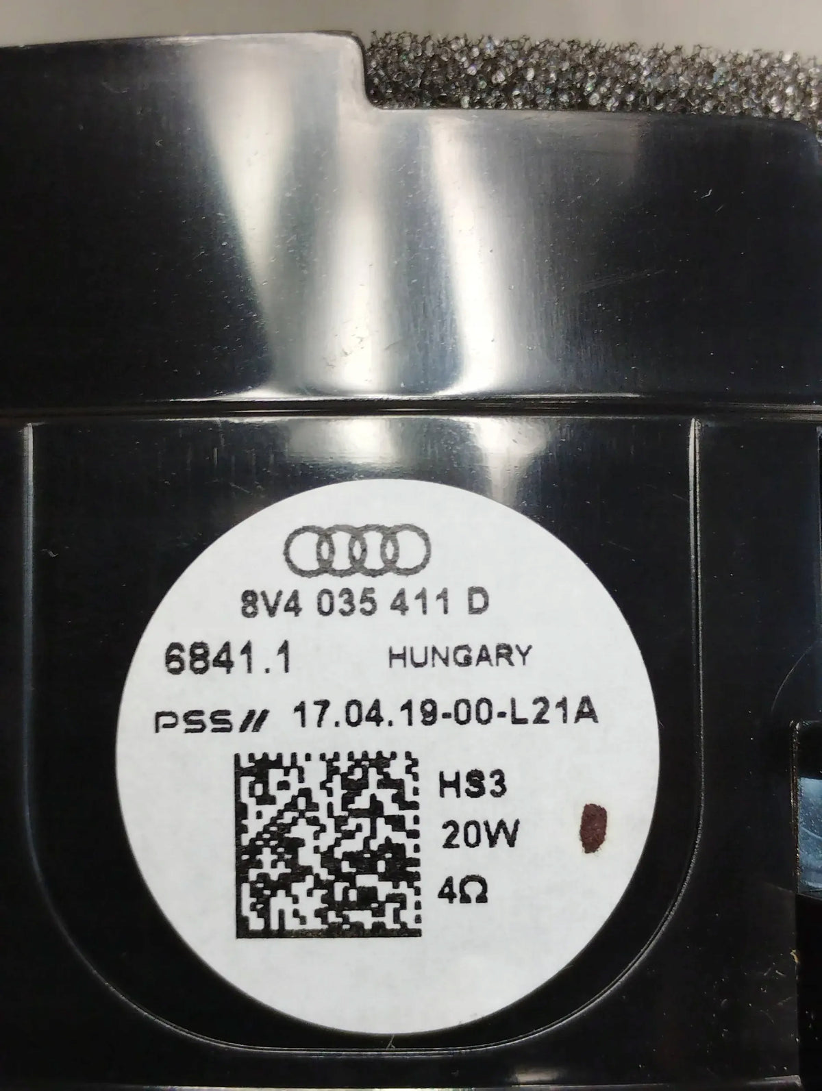 Audi A8 4N D5 DOOR SPEAKER 8V4035411D