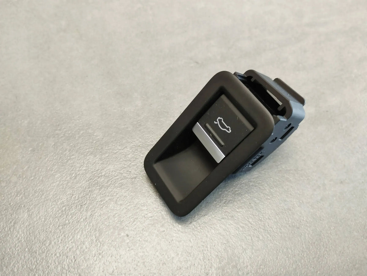 Audi A8 4N D5 FLAP SWITCH REAR 4N0959831