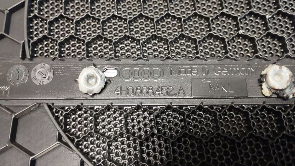Audi A8 S8 D4 4H Speaker hood rear 4H0868452A