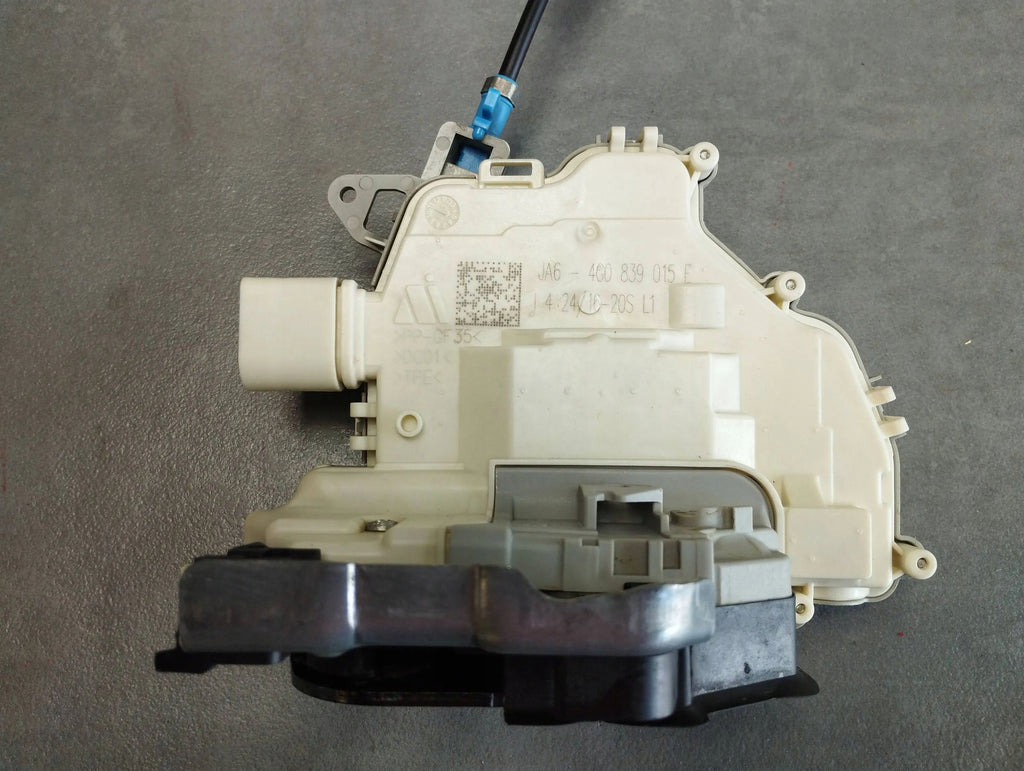 Audi Q2 LOCK LEFT REAR 4G0839015E