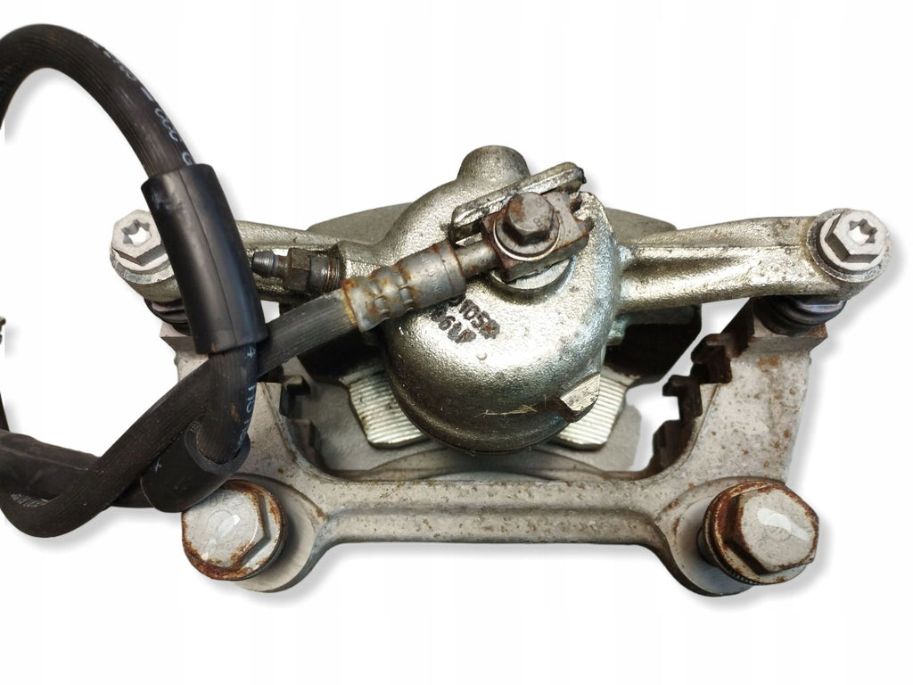Audi Q3 F3 83A Brake caliper left front yoke 3Q0105H