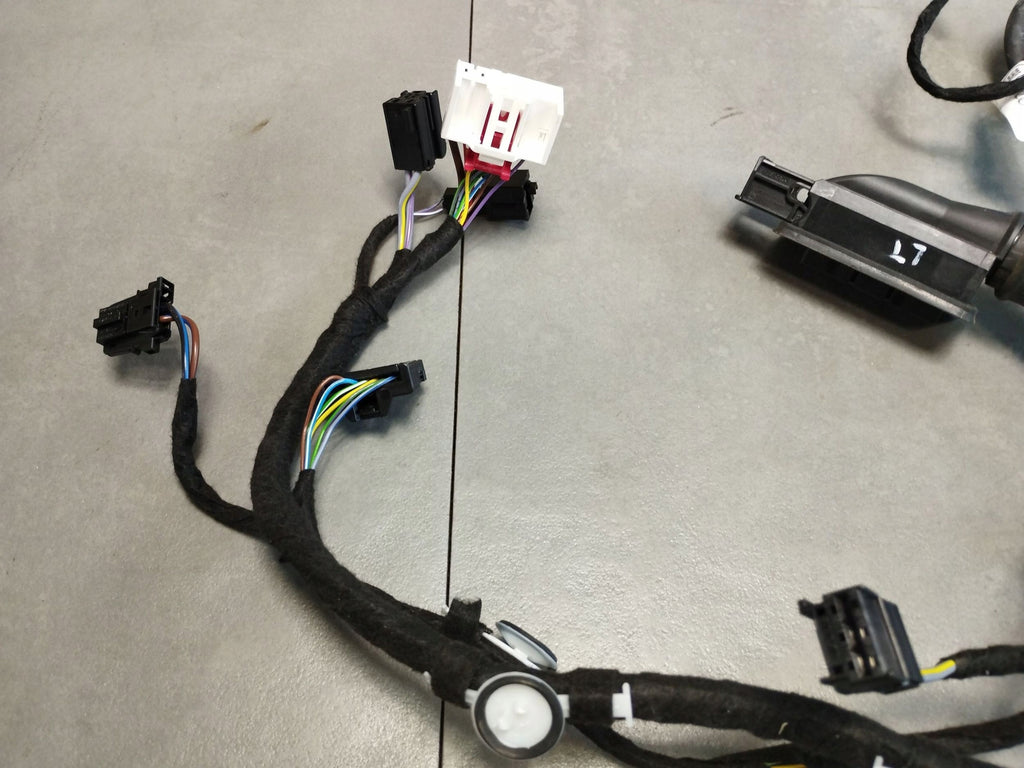 Audi Q3 F3 83A DOOR HARNESS LEFT REAR 83A971687AB