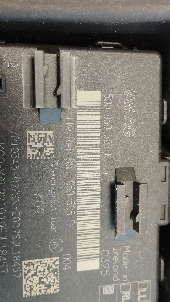 Audi Q3 F3 83A Door module right rear 5Q0959595K