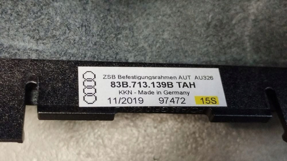 Audi Q3 F3 83A Gearshift knob 83B713139B