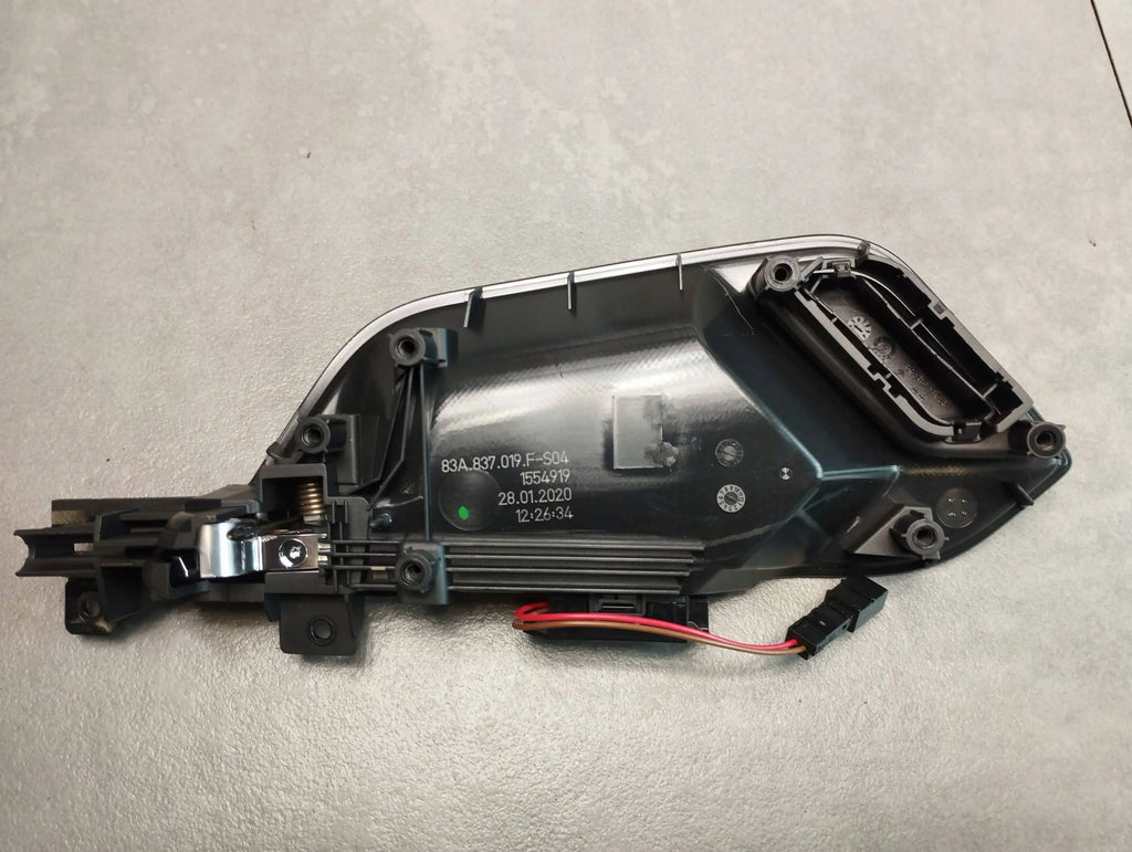 Audi Q3 F3 83A INTERIOR DOOR HANDLE LEFT FRONT 83A837019F UK