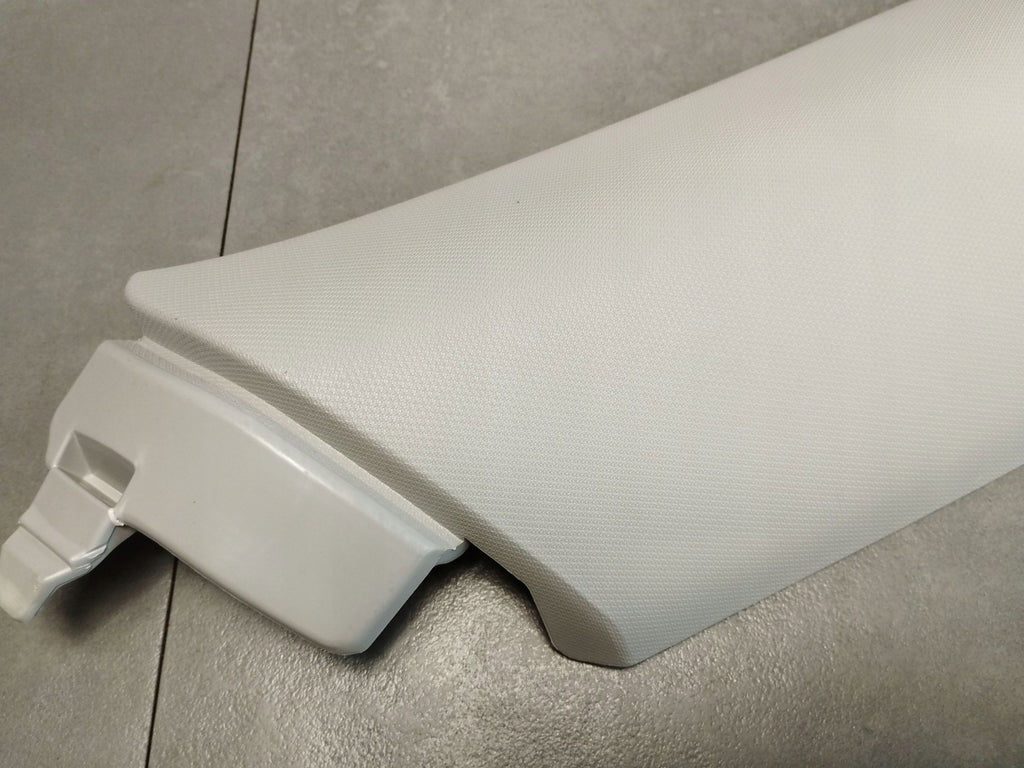 Audi Q3 F3 83A Post cover C LEFT 83A867287