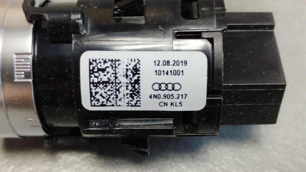 Audi Q3 F3 83A Start-Stop Button 4N0905217