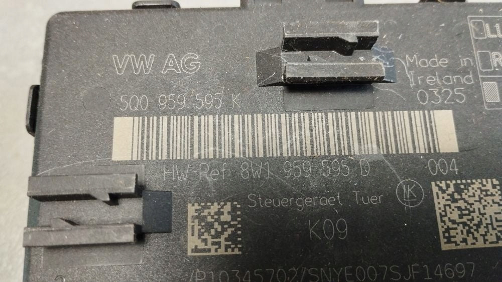 Audi Q3 F3 83a Door module left rear 5Q0959595K