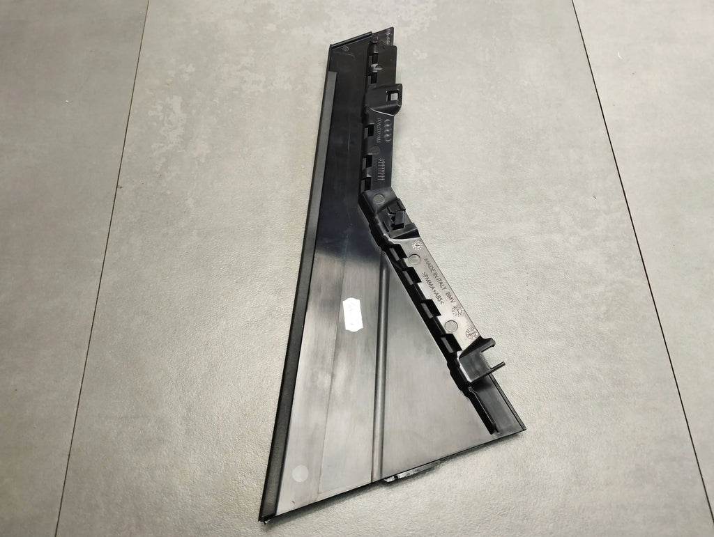 Audi Q4 e-tron POST COVER 89A839903