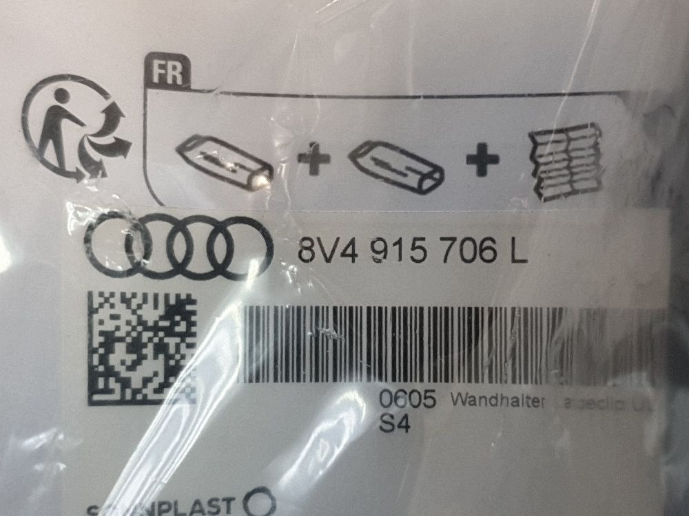 Audi Q6 e-tron charger holder 8V4915706L