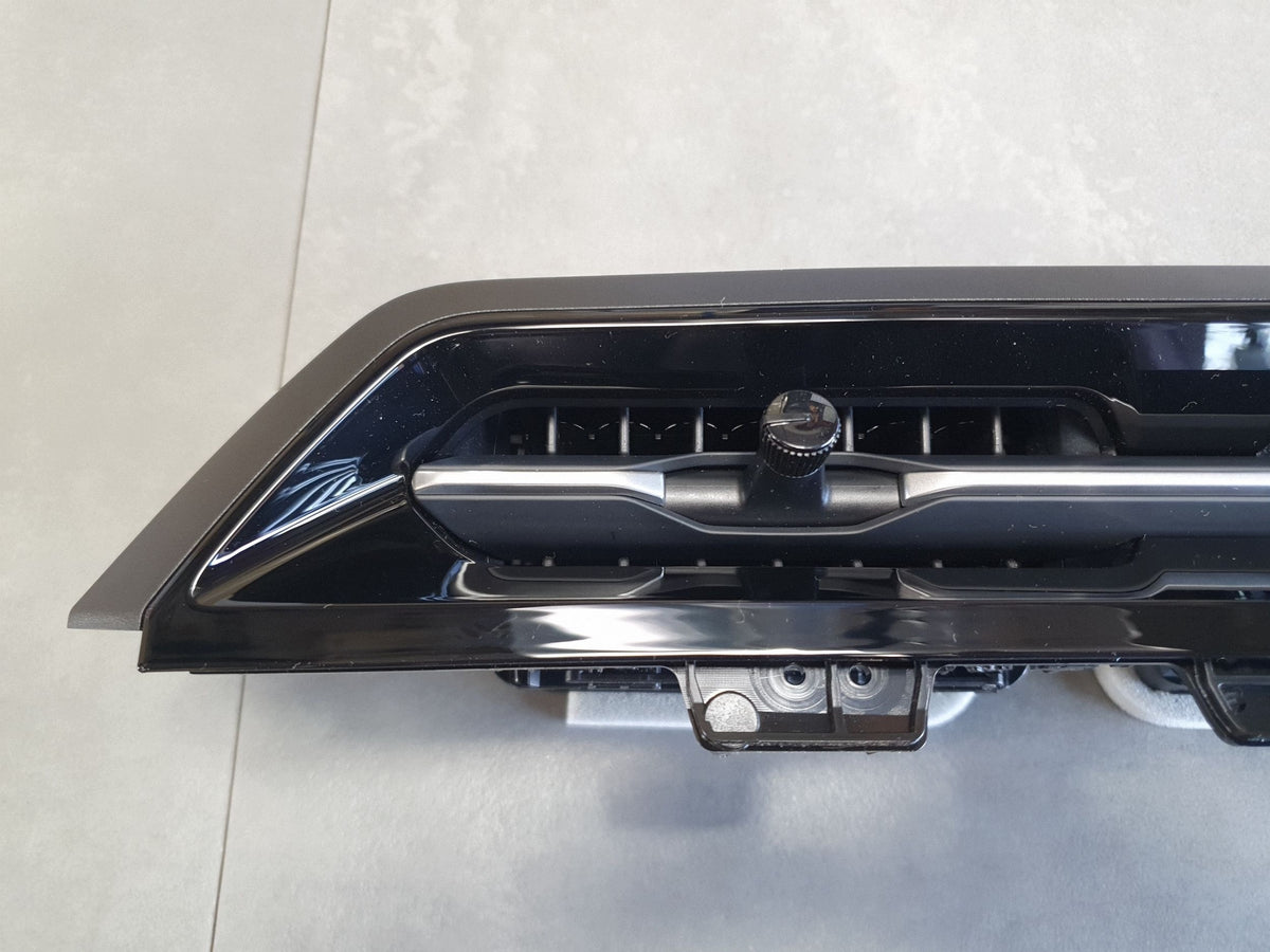 Audi Q6 e-tron middle air supply grille 85E820951C