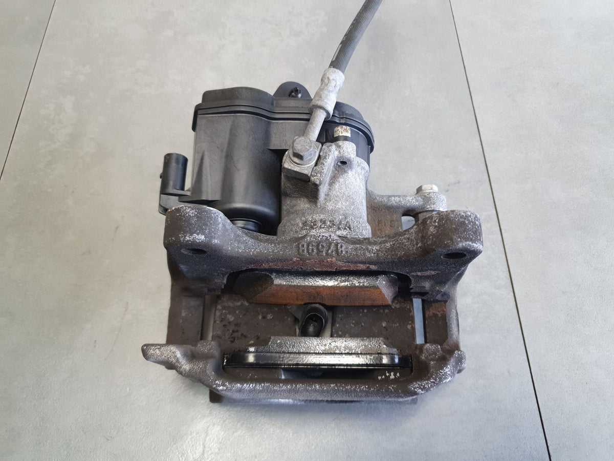 Audi Q7 4M Brake caliper left rear 4M0615405AR
