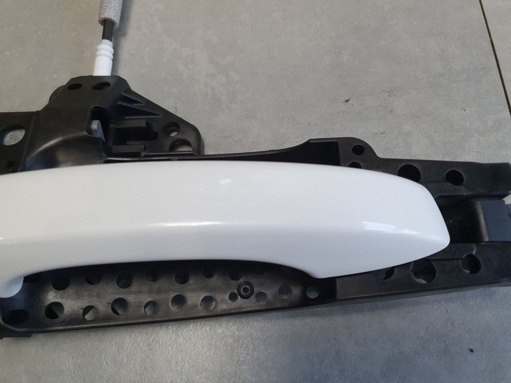 Audi Q7 4M Exterior door handle left rear 4H0837205
