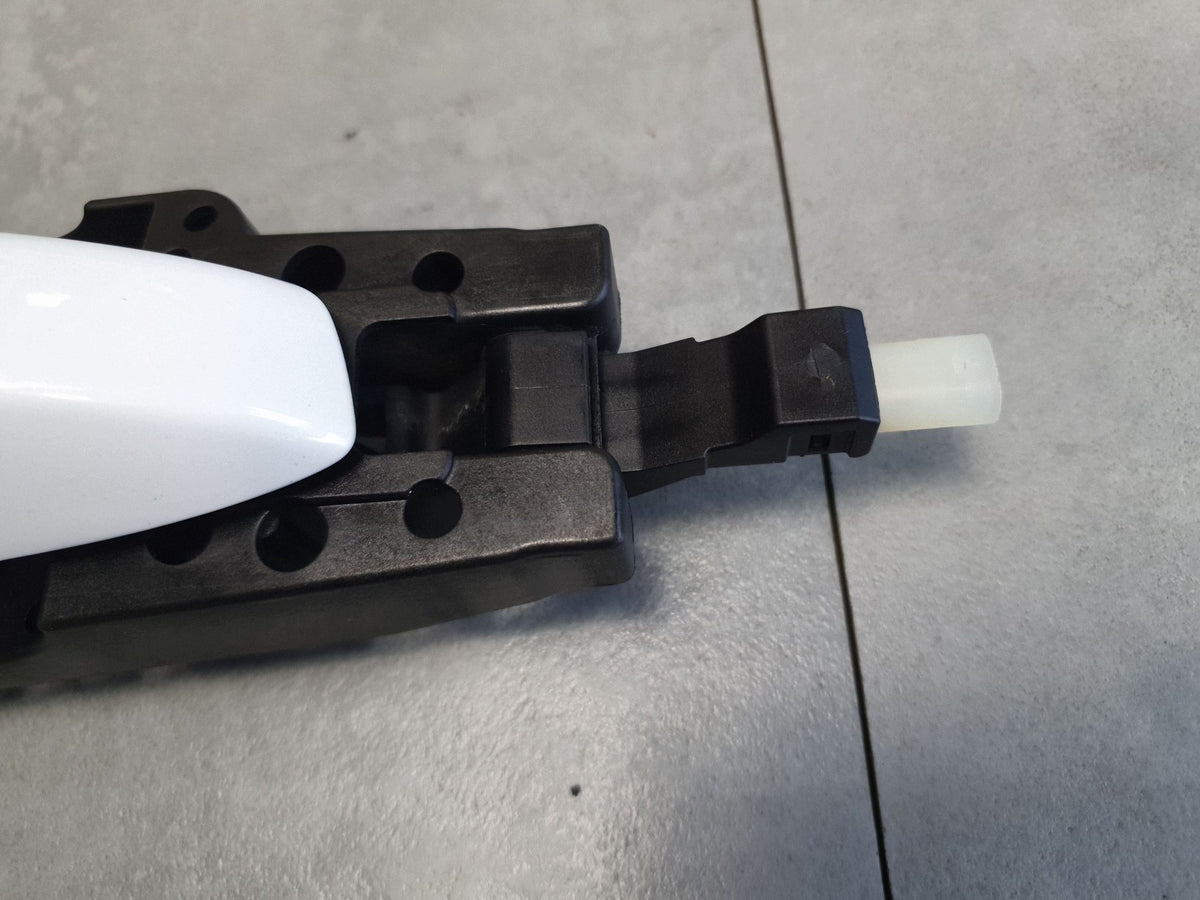 Audi Q7 4M Exterior door handle left rear 4H0837205