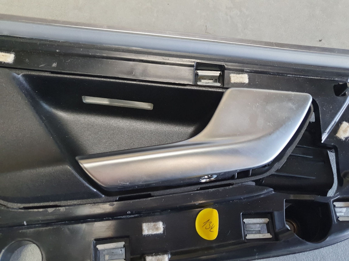 Audi Q7 4M Interior door handle right rear 4M0839020C