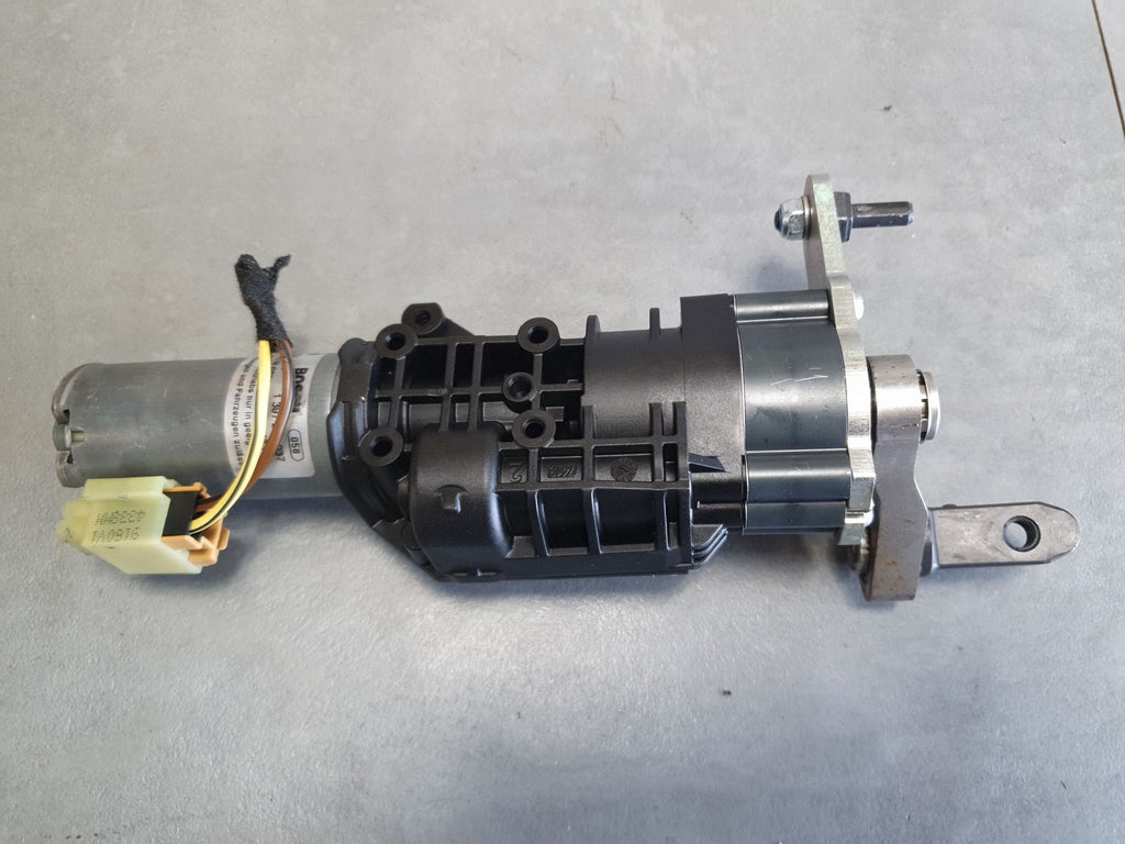 Audi Q7 4M Tailgate actuator right 4M0827852A