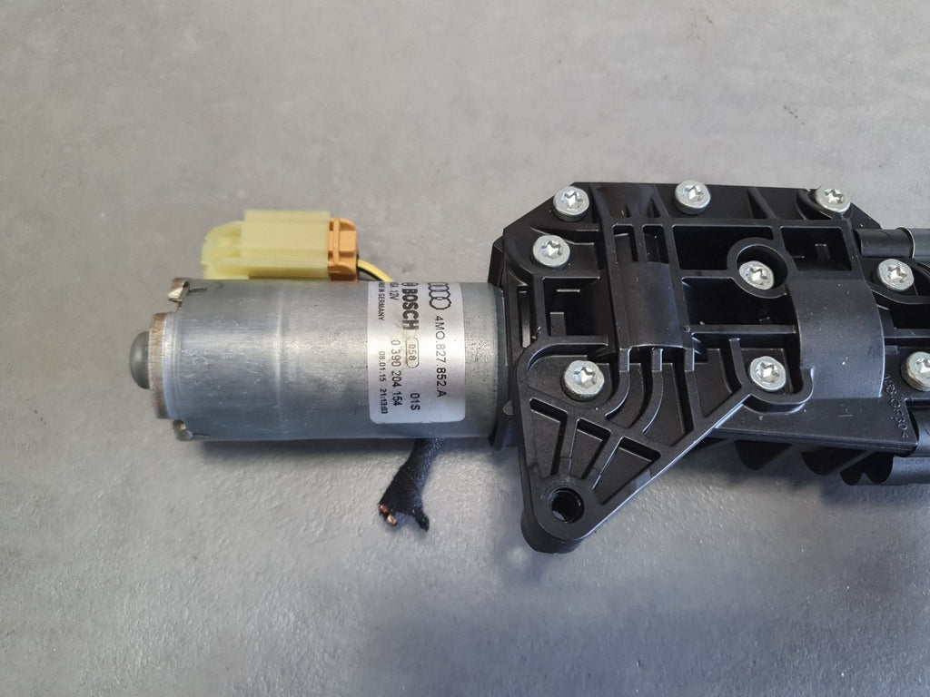Audi Q7 4M Tailgate actuator right 4M0827852A