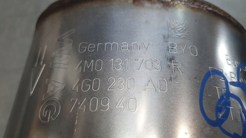Audi Q8 Catalytic converter exhaust pipe 4M0131703R