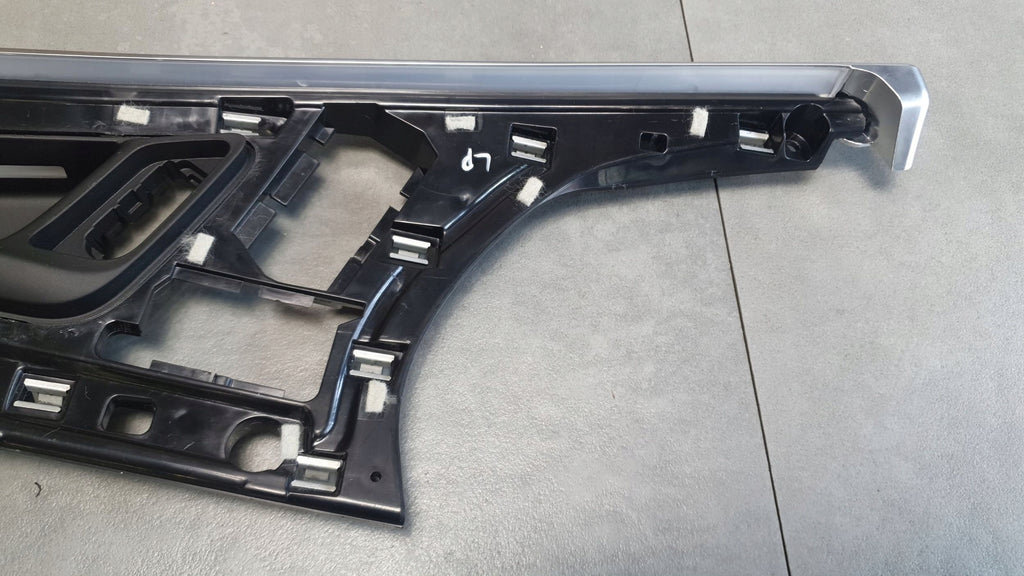 Audi Q8 Interior door handle left front 4M0837019C