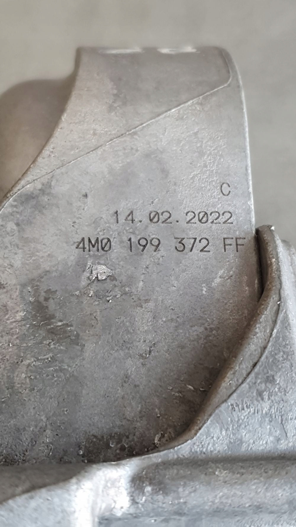 Audi Q8 Paw engine cushion 4M0199372FF