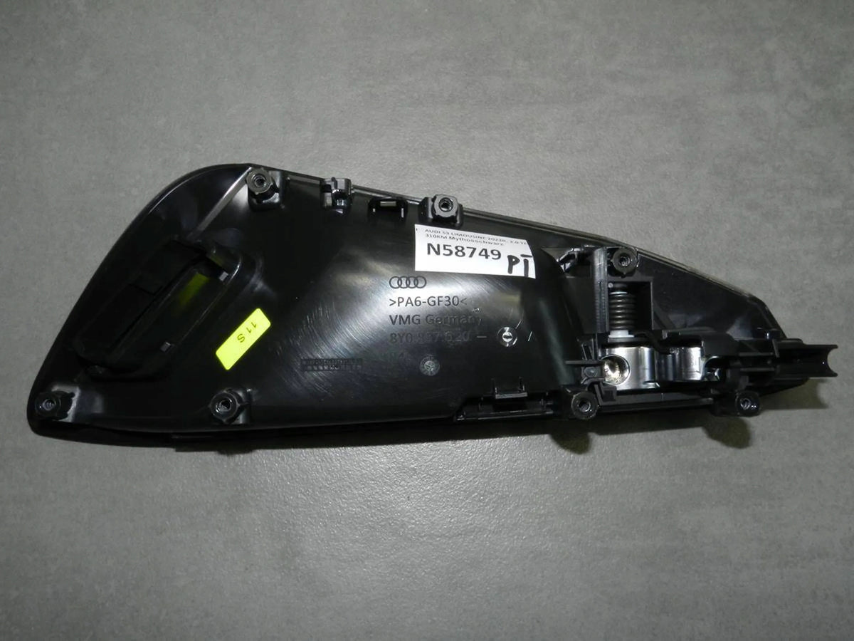 Audi S3 A3 8Y DOOR HANDLE RIGHT REAR 8Y0837020