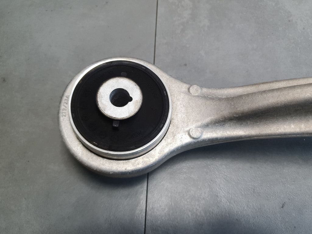 Audi SQ6 e-tron Control arm left front 85E407693H