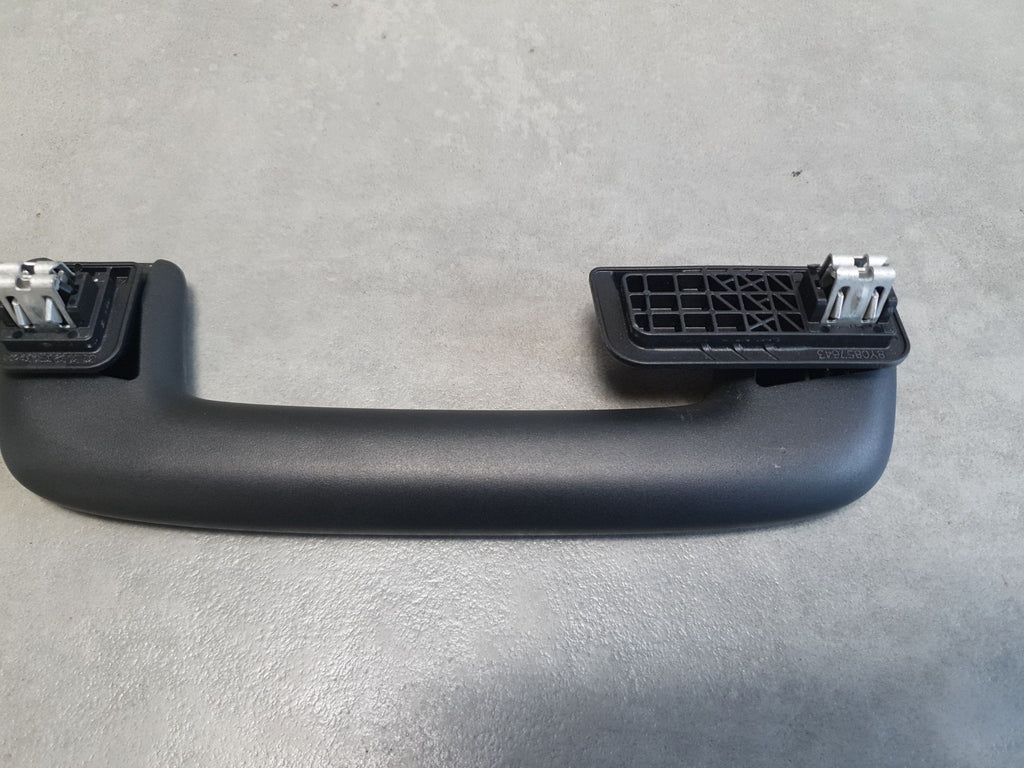 Audi SQ6 e-tron Headliner handle rear 8Y0857643