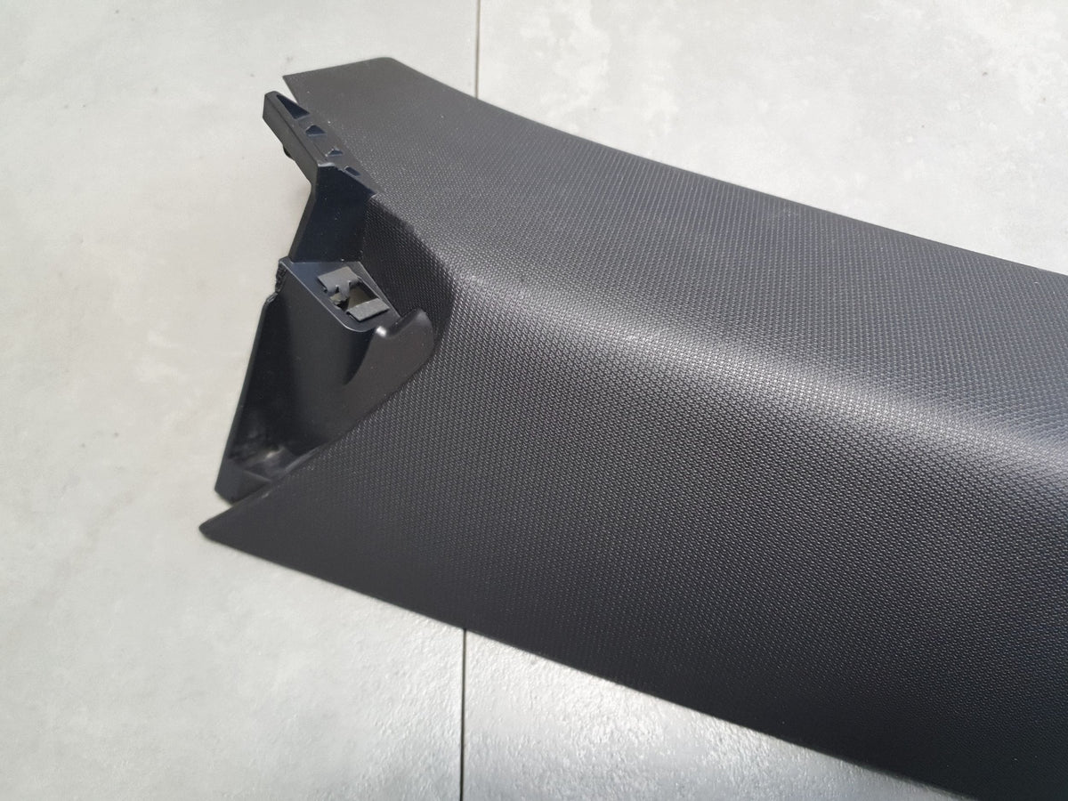 Audi SQ6 e-tron Post cover C 85H867288