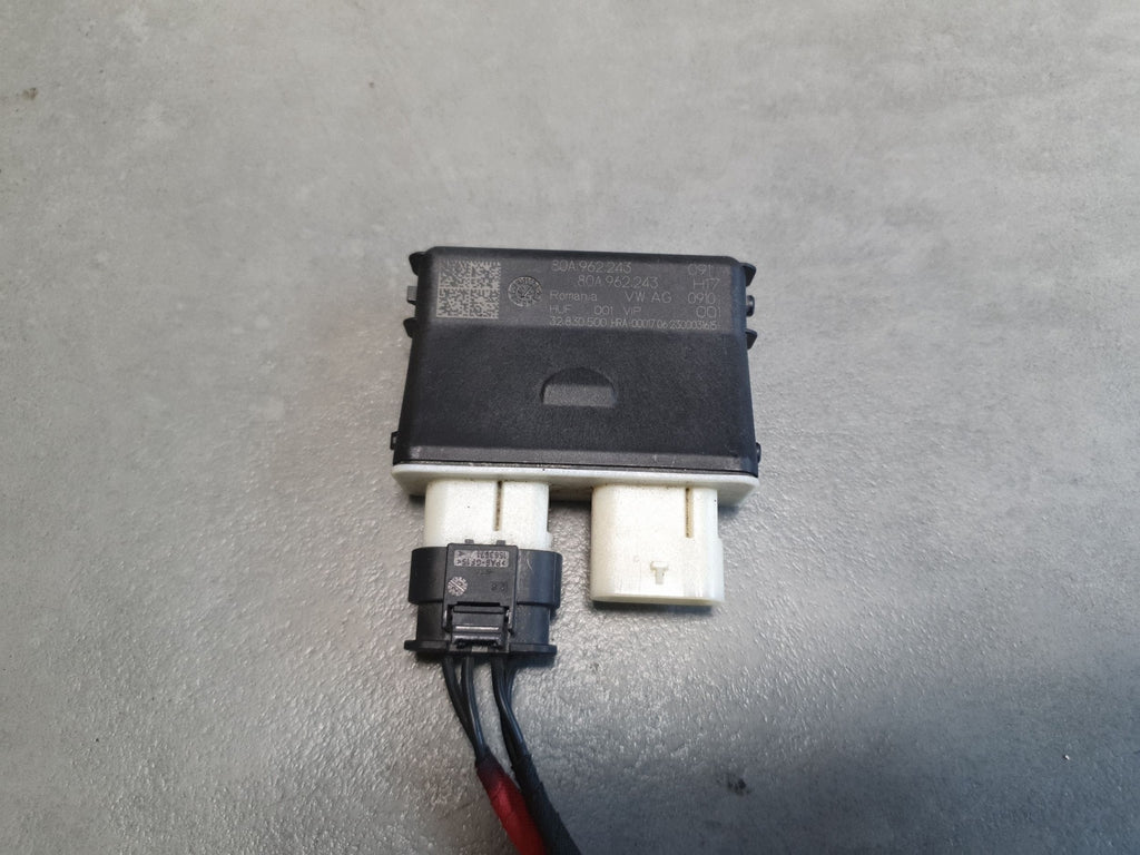 Audi SQ6 e-tron Tailgate module 85E962239