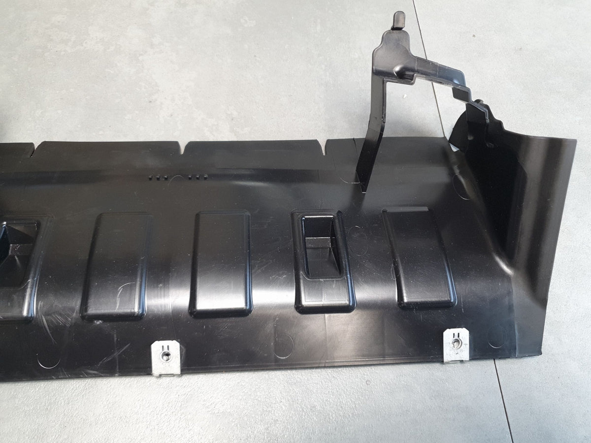 Audi SQ6 e-tron air intake 85E121285