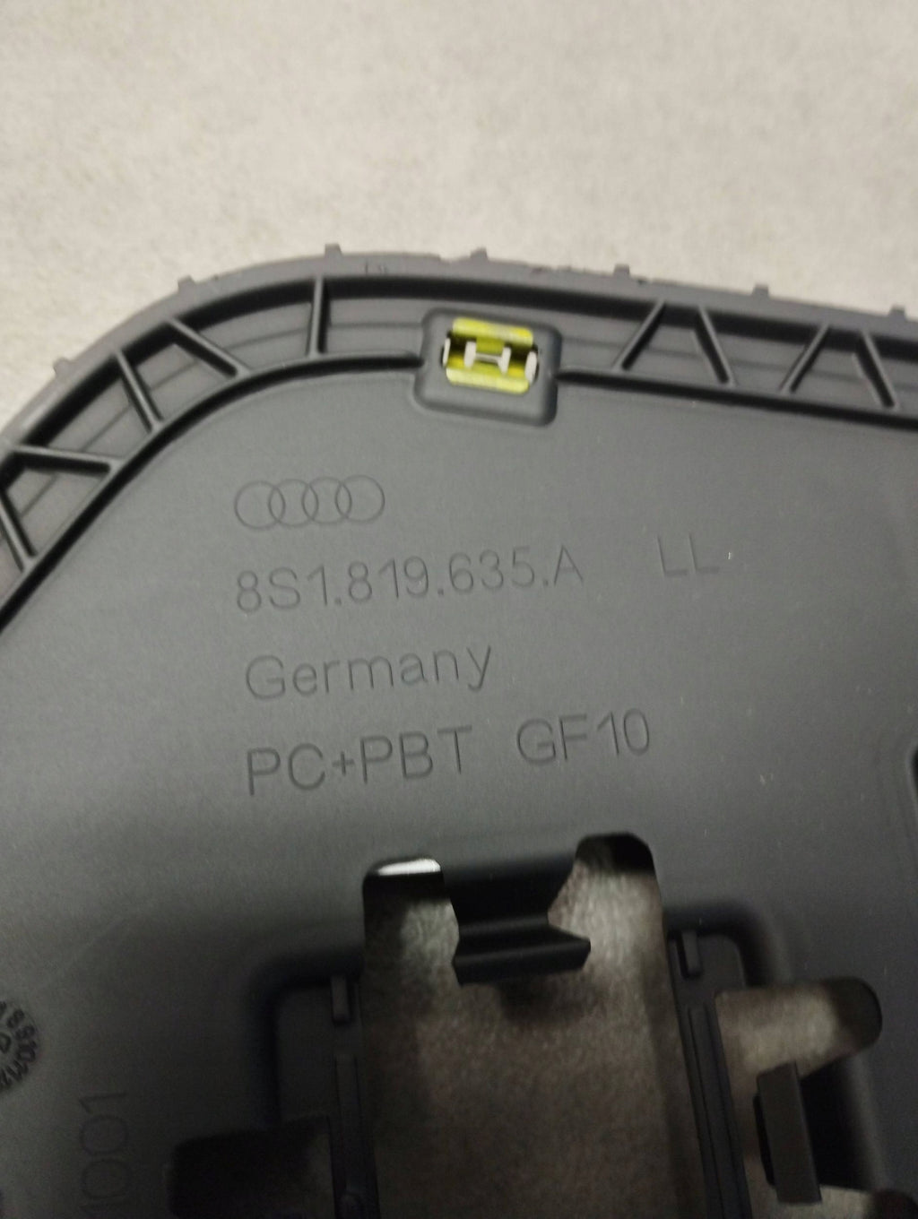 Audi TT 8S SPEAKER COVER 8S1819635A