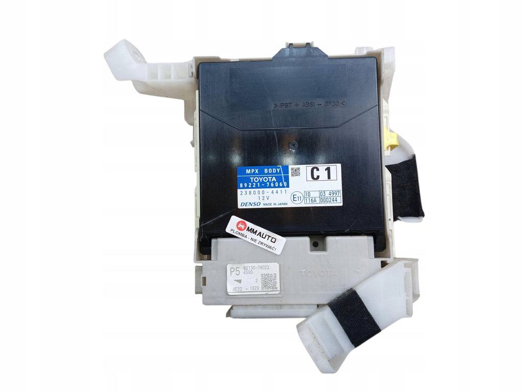 BCM MODULE FUSE BOX LEXUS CT 200h 82730-76022 89221-76060