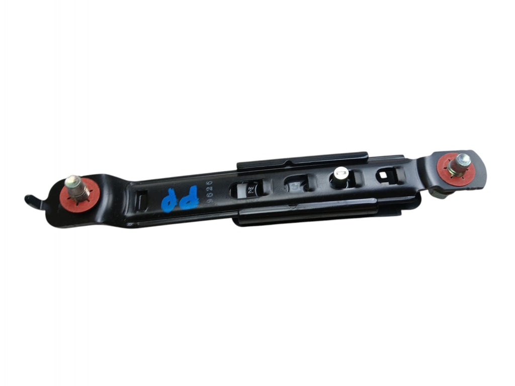 BELT ADJUSTMENT SLIDER RIGHT FRONT NISSAN LEAF II ZE1 (2017-2025)