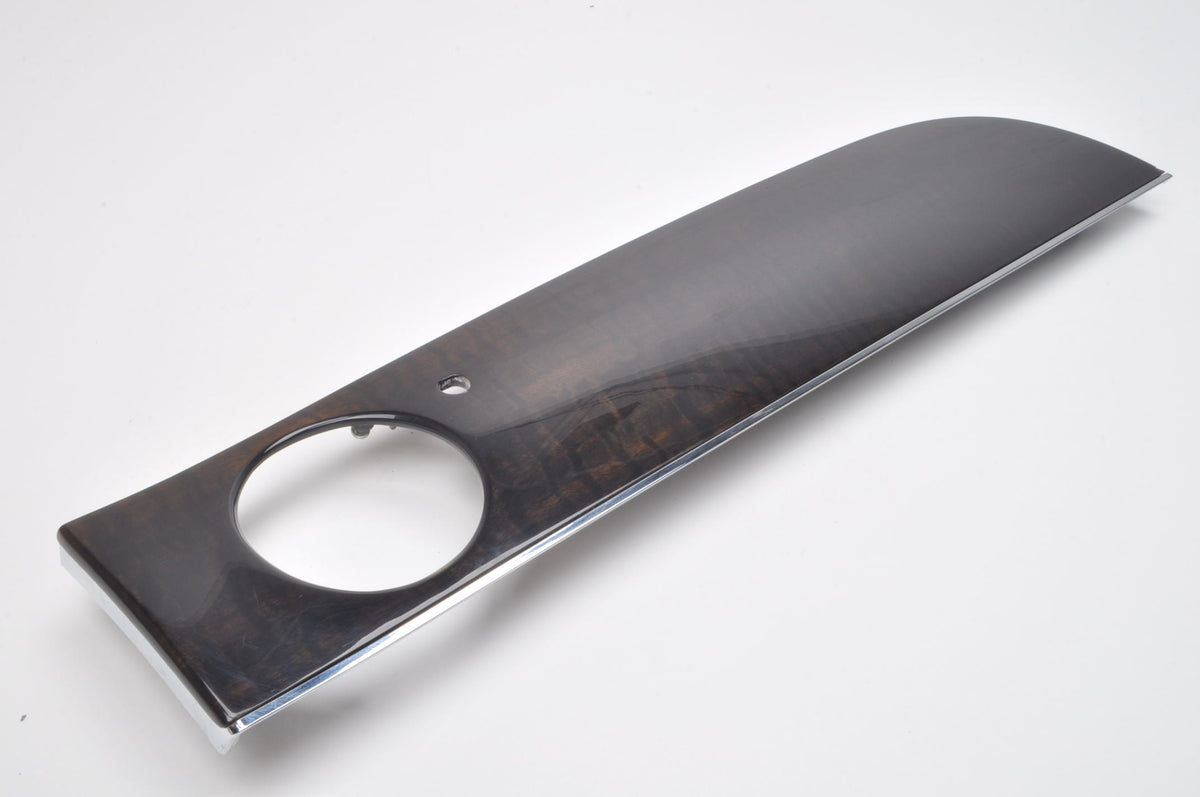 BENTLEY BENTAYGA INNER STRIP DECOR ENGLISHMAN 18R 36C857059
