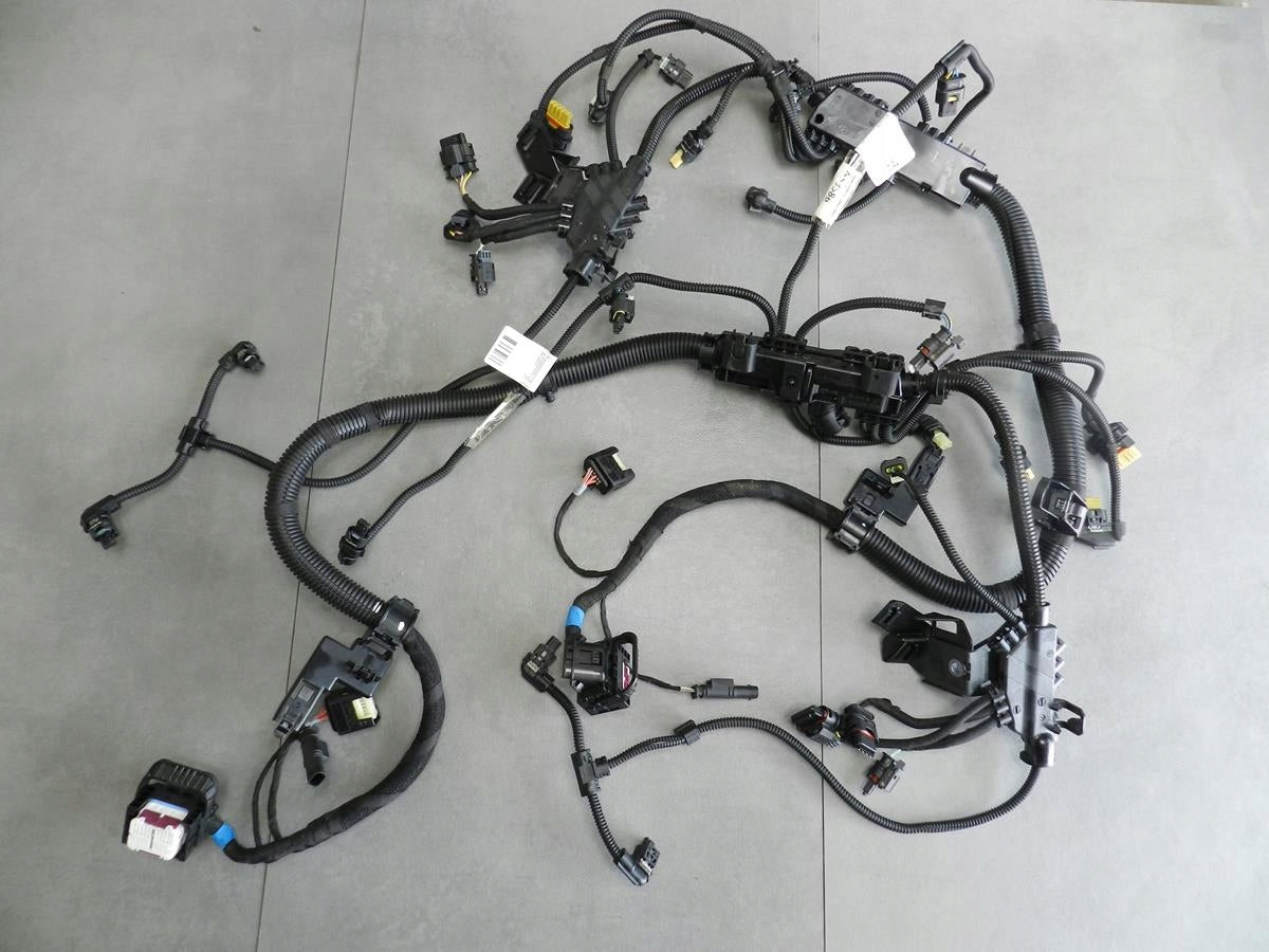 BMW 3 F30 F34 2.0i ENGINE HARNESS 8644504