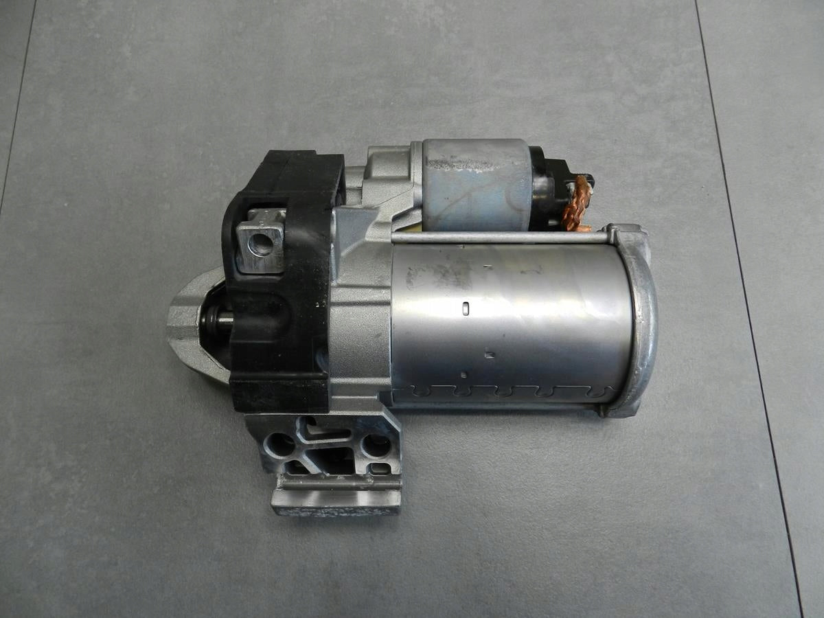 BMW 3 F30 F34 2.0i STARTER 8621839
