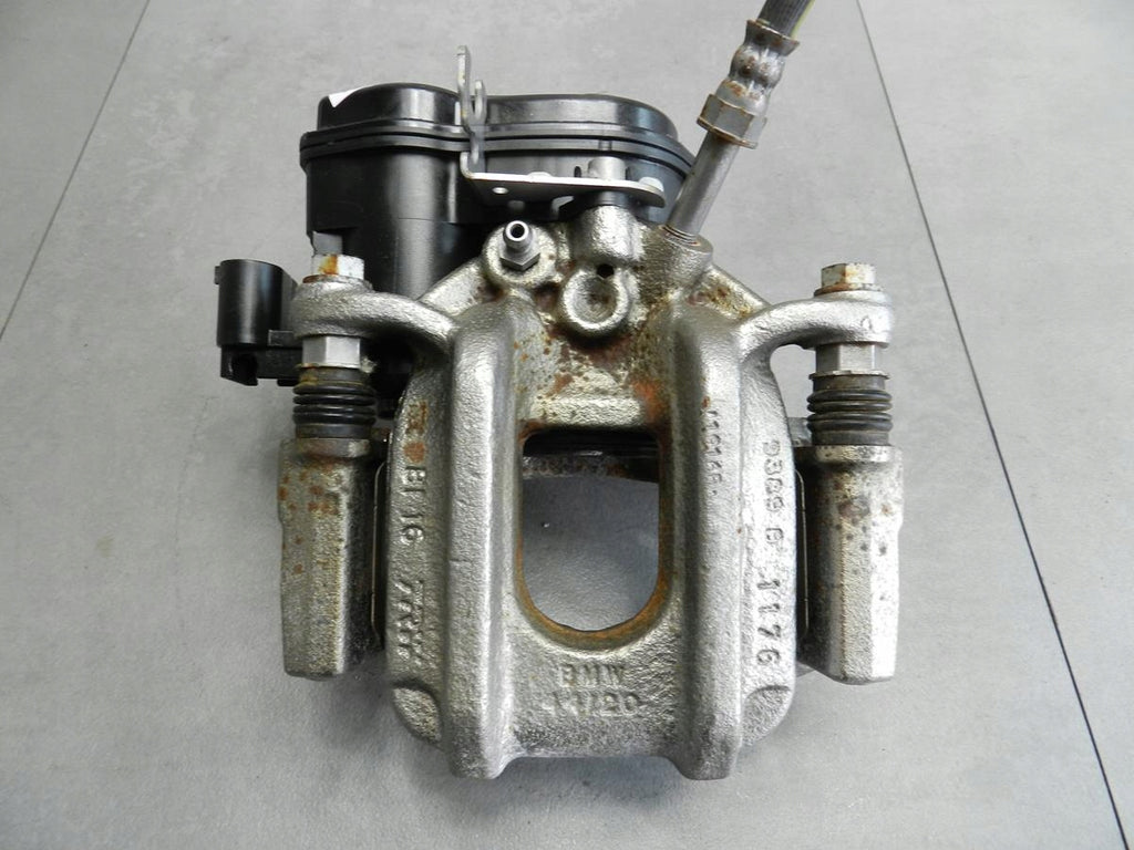BMW 5 F10 520i CLAMP LEFT REAR