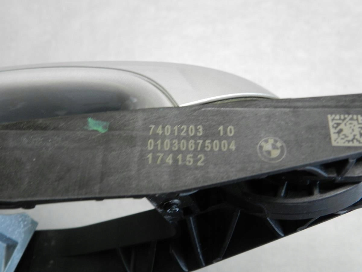 BMW 5 G31 HANDLE LEFT FRONT A83 7401203 7443043