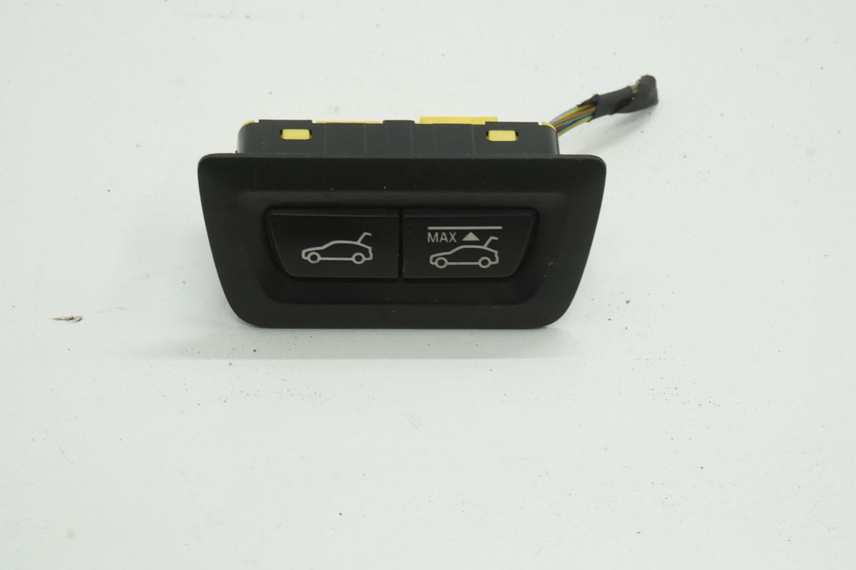 BMW 5 GT F07 LCI 13R TAILGATE CLOSING BUTTON 9302262