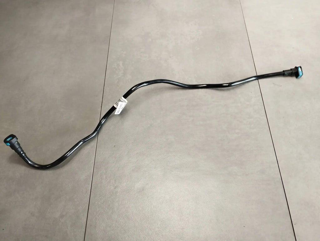 BMW 7 G11 750i FUEL LINE 7356526